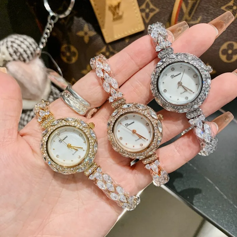 2024 Crystal Fritillaria Face Bracelet Women Watches Quartz Top Brand Luxury Ladies Watch Rhinestone Elegant Wristwatch For Gift