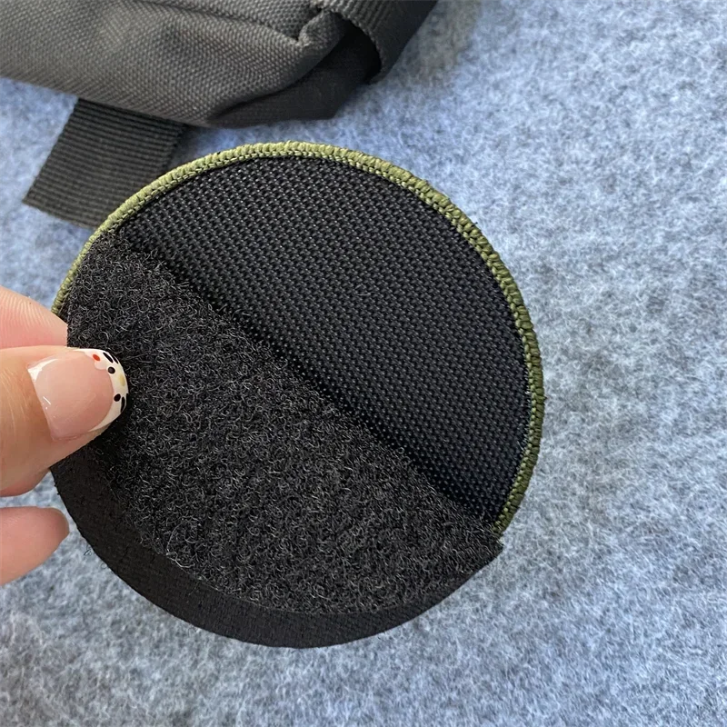 Parche táctico Hellfish con gancho y bucle para ropa y mochila - imagen 3
