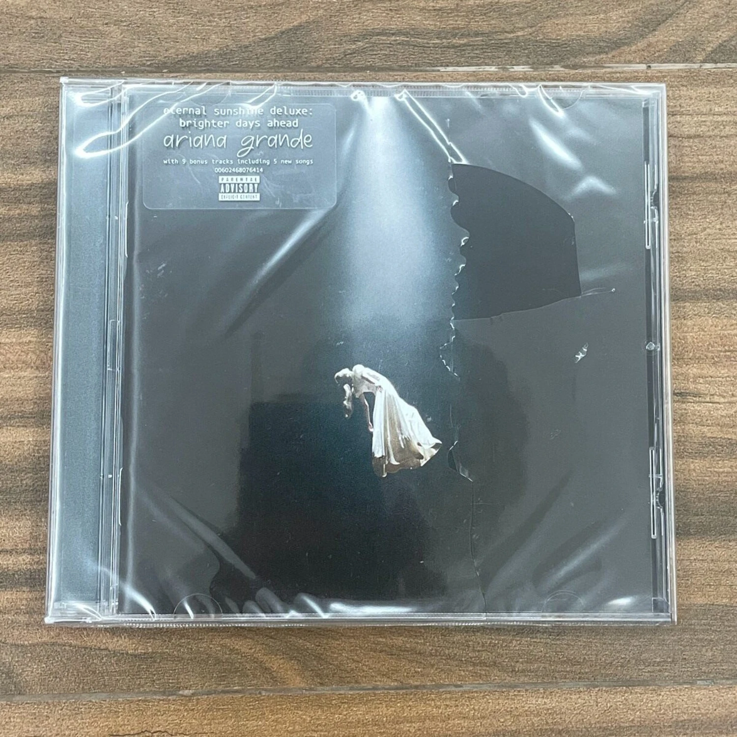 

Rare Sealed Ariana Grande Eternal Sunshine Deluxe Pop R&B Audio CD Clear Digital Sound Collectible for Fans Home Art Decor