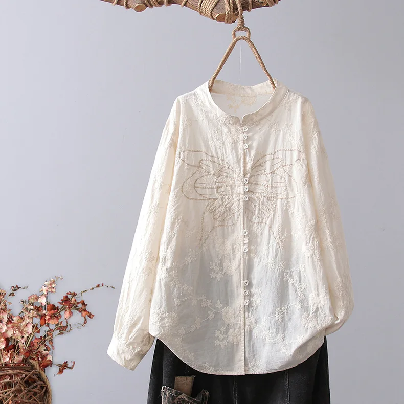 

Блузка женская с вышивкой, хлопковая рубашка с бабочками, бежевый топ на осень, осень