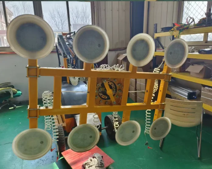 เครื่องยกสุญญากาศแบบใช้ไฟฟ้า 800 กก. ได้รับการรับรองมาตรฐาน CE พร้อมฟังก์ชั่นเอียงและหมุนได้  แบบใช้มือหมุนด้านข้าง สำหรับยกกระจกและแผ่นวัสดุอื่นๆ