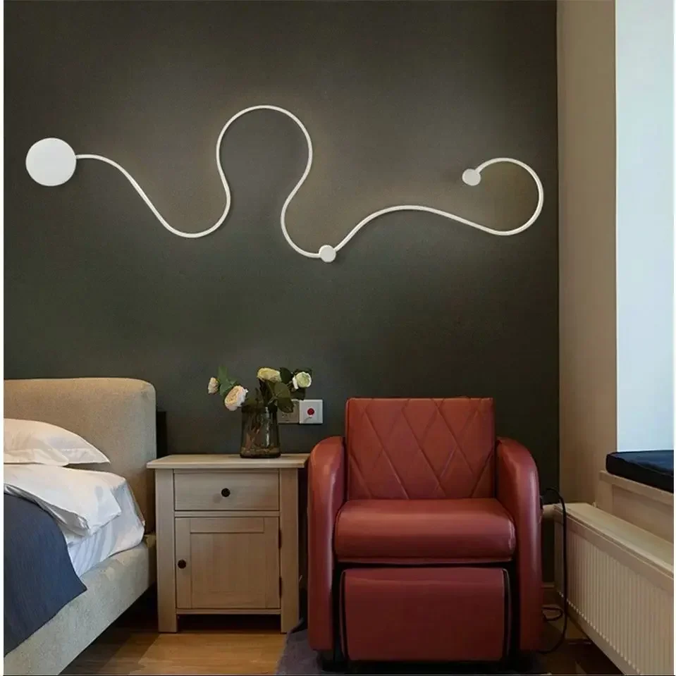 Simple Linear Wall Lamp LED Snake Shaped Decorative Light Three Color Dimming Indoor Lighting Bedside Lantren for Living Room