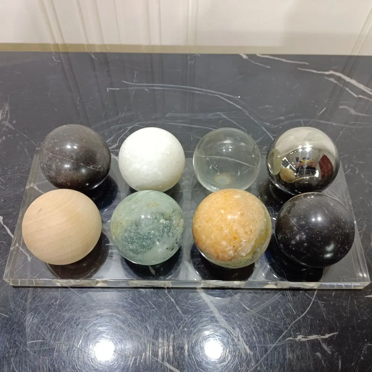 Guangzhou Modern Home Decoration Polished Various Marble Ball Design Creative Evelyn Desktop Ornaments