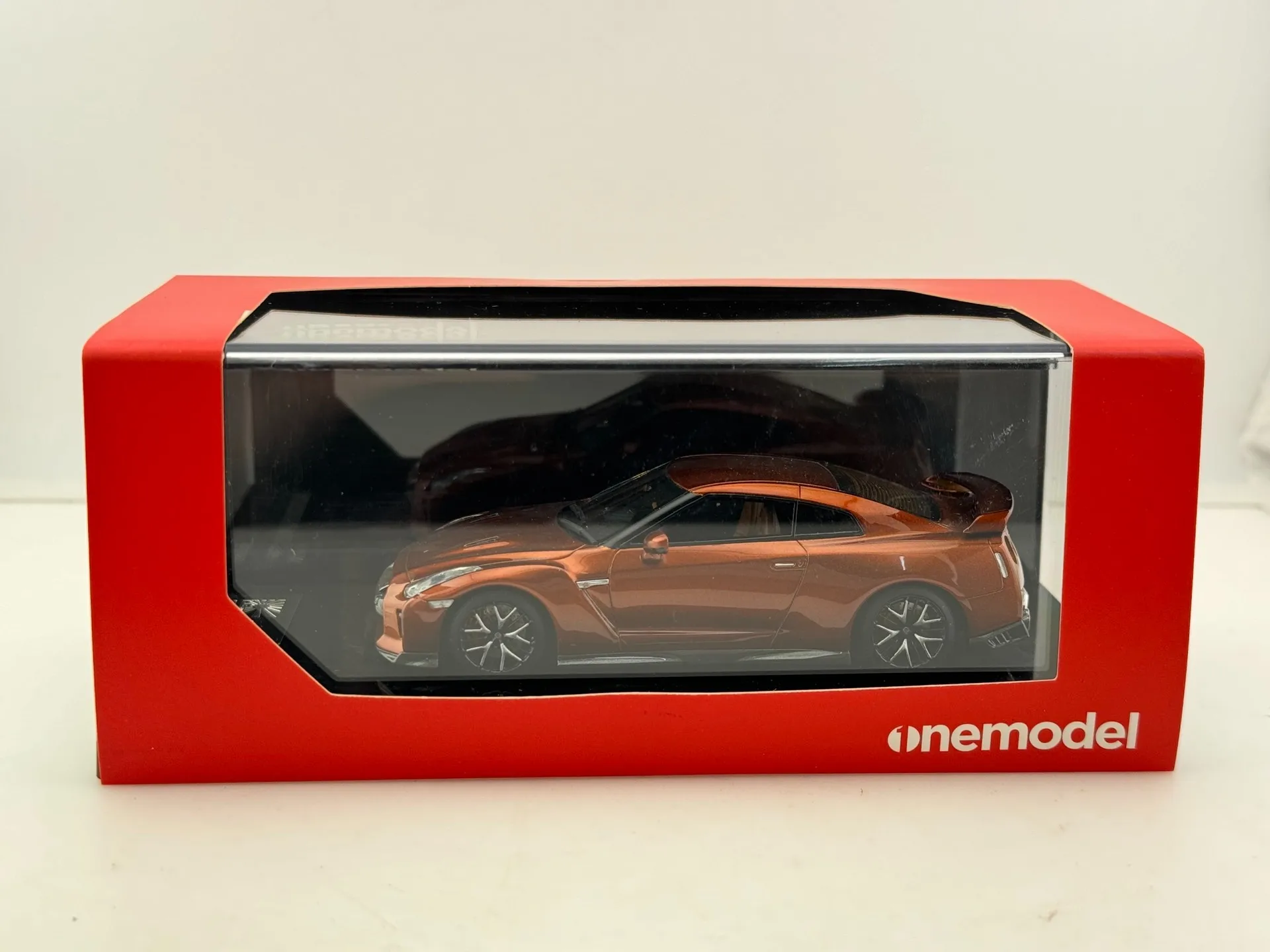 

Diecast Onemodel 1/43 Scale GTR 35 Resin Car Model Collectible Toy Gift Souvenir Display Ornament