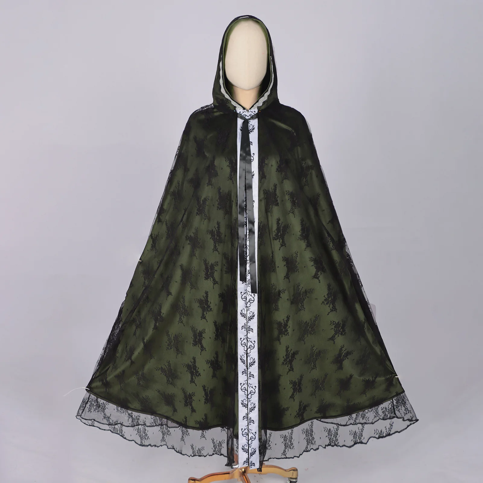 

Amazon European and American Halloween Party Women's Medieval Lace Cape Gothic Long Hooded Halloween Costume for Adult