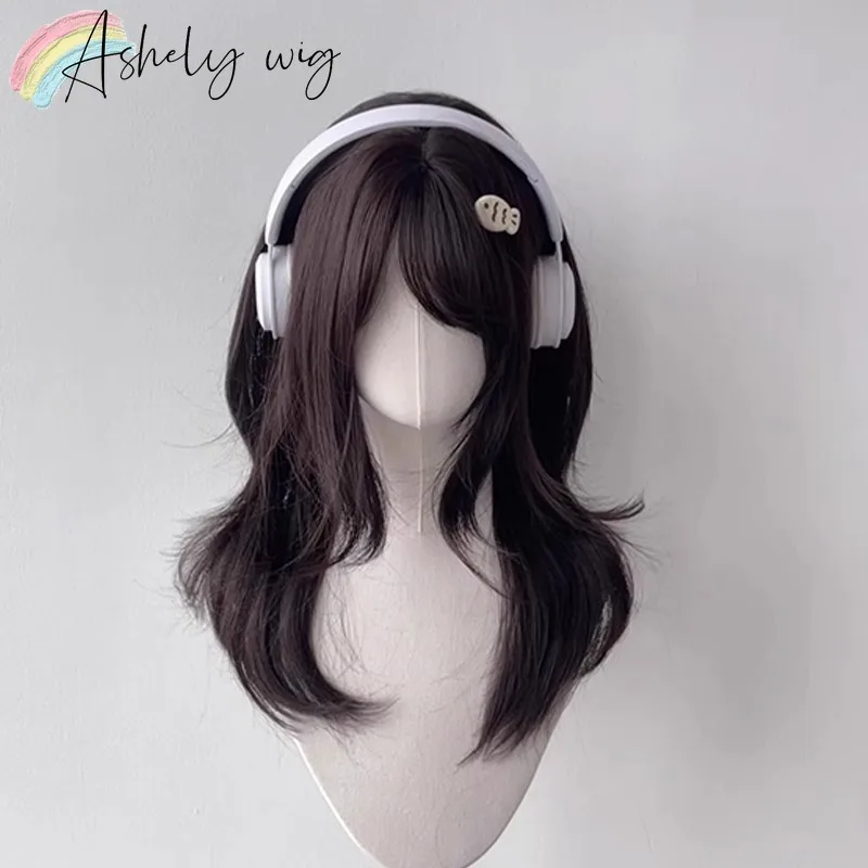 Hot-selling Wig High-end Japanese Anime Side-swept Bangs Sweet Long Straight Hair 2D Style Synthetic Wigs High Temperature Fiber