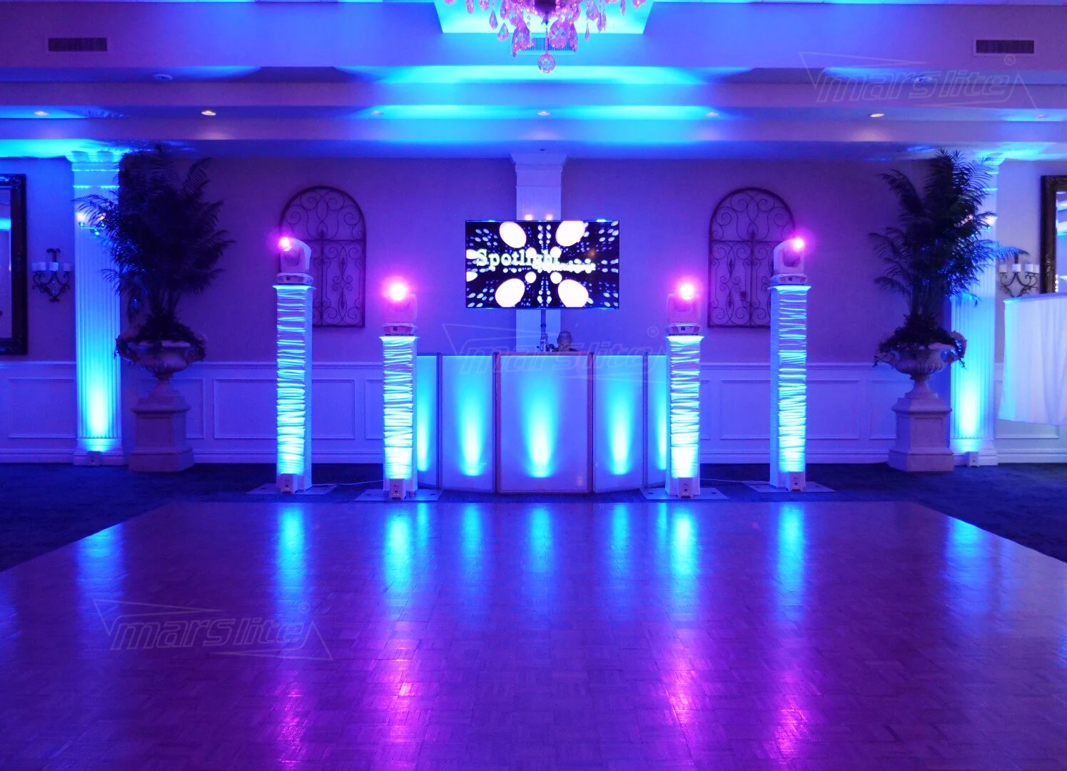 One Piece 6*18W Battery Backdrop Uplights Wireless Control Wedding Party Dj Stage Wireless Uplight Par Light