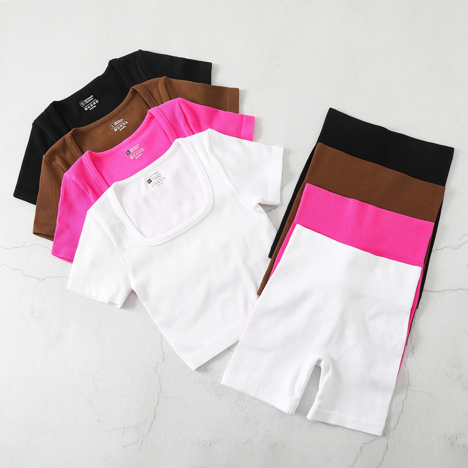 

Высокопроизводительный комплект шорт для йоги — дышащая спортивная одежда для женщин (контроль живота и защита от приседаний)