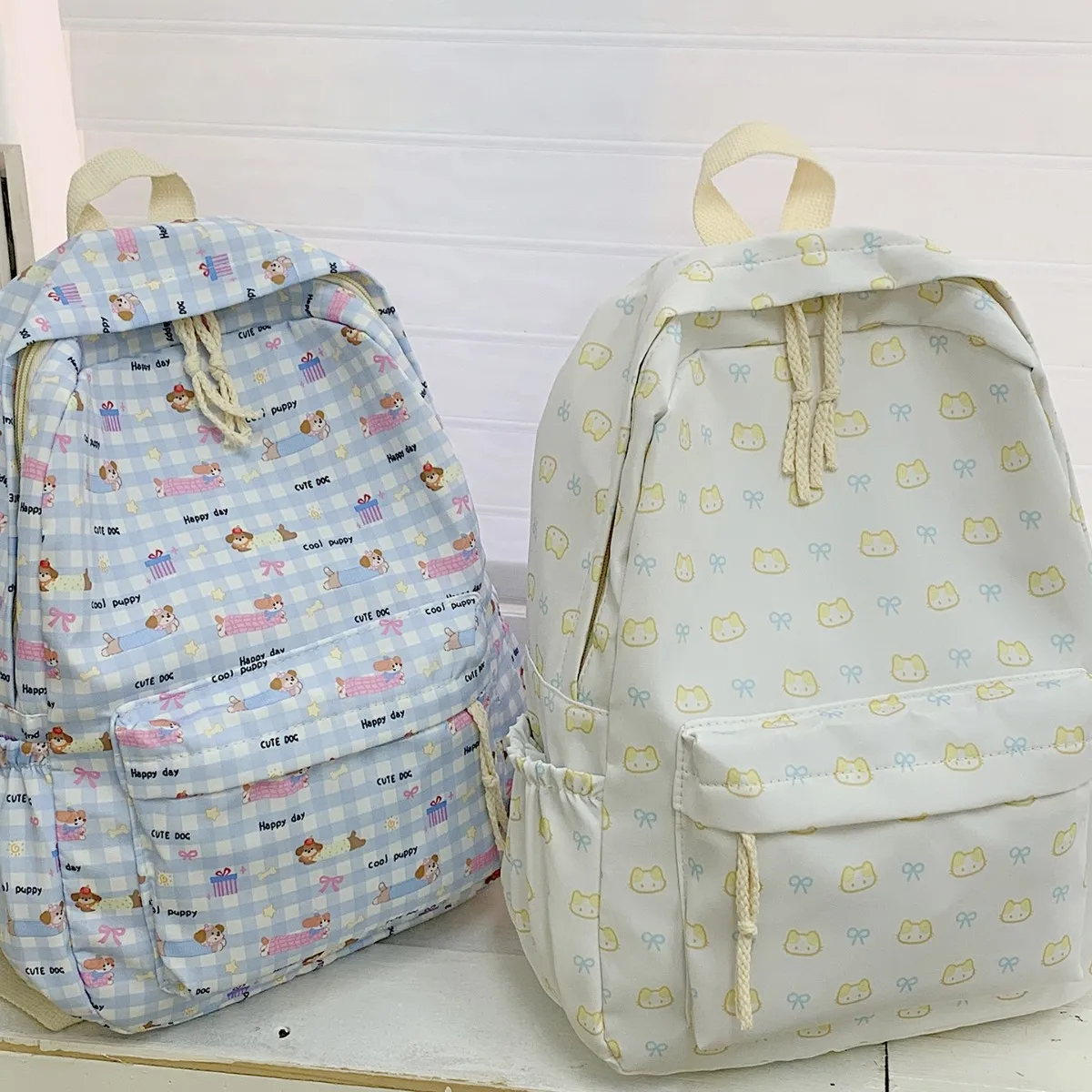 

Nylon Backpack New Simple And Fresh Large Capacity Backpack For Junior High School Students Small cartoon animal Backpack