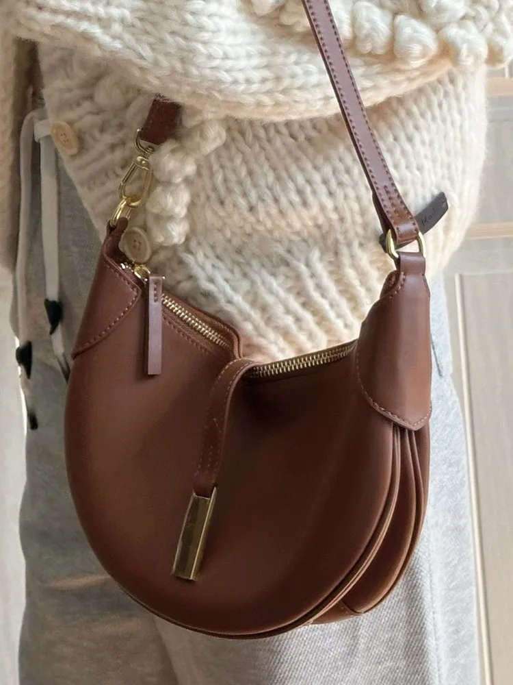 Design Half Moon Underarm Bag Fashion Lady Casual Cow Split Leather High Street Single Shoulder Bags Women Hobos Crossbody Bags