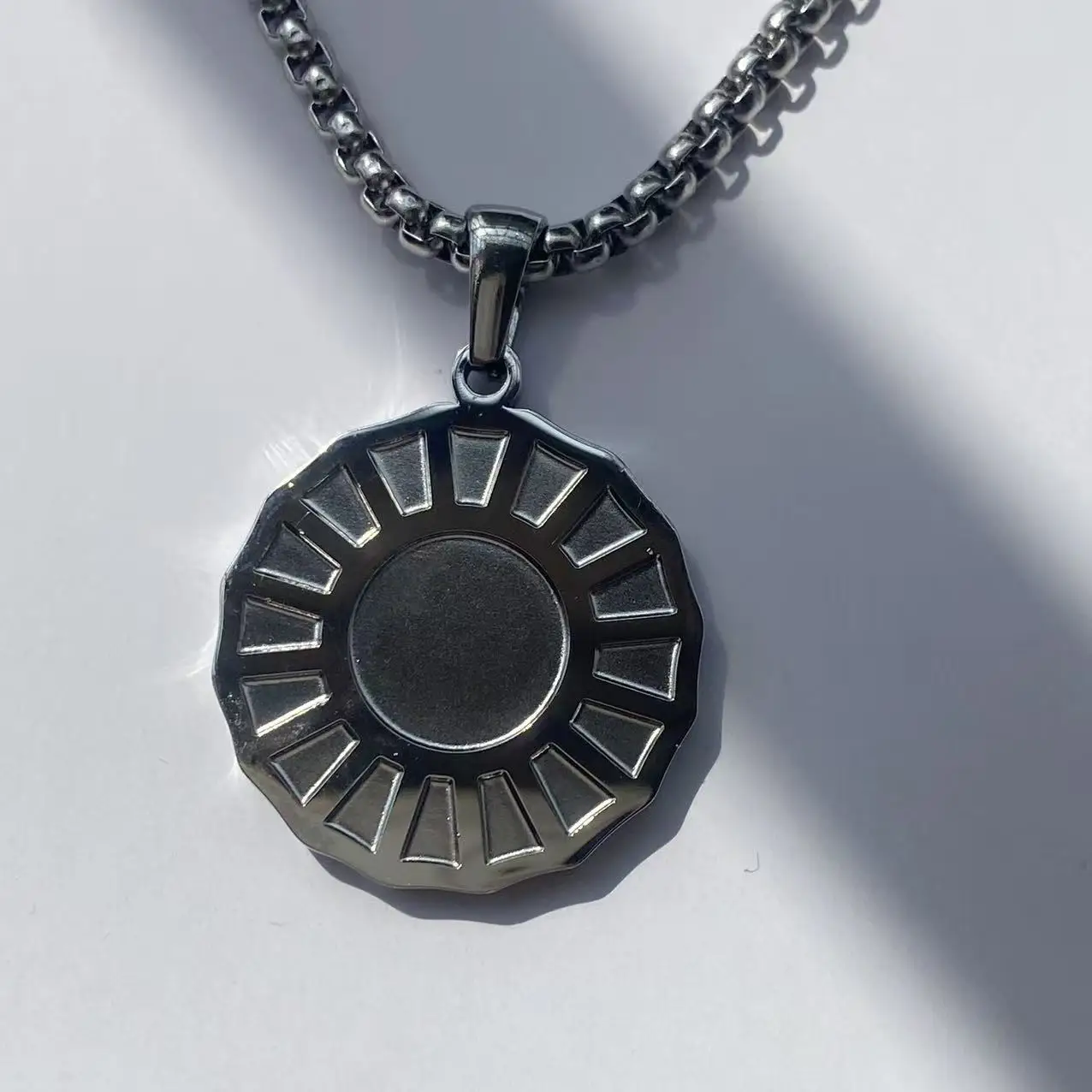 

High-quality stainless steel hip-hop necklace - The Divine Feminine MAC Fan Commemorative Gift Trendy Accessory