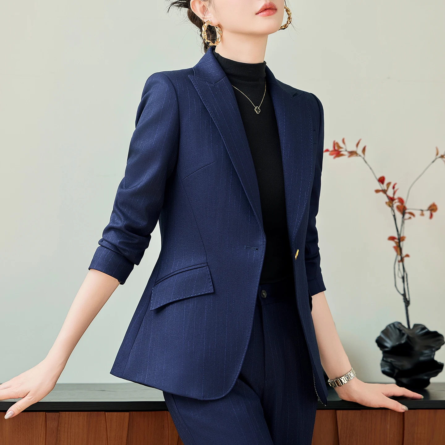 

NAVIU Women Suit 2 Piece Pink Navy Blue Stripes Single Button Slim Business Work Office Commute Casual Set Blazer And Pants