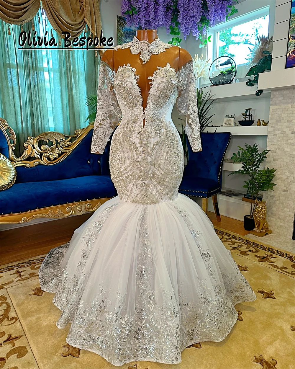 Luxurious Lace Appliques Wedding Dresses 2025 Beaded Rhinestones Long Sleeves Tulle Train African Bridal Engagement Customized