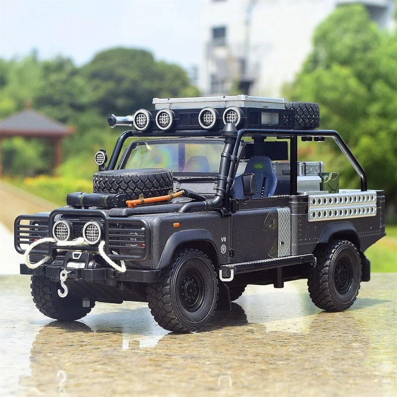 

1/24 Movie Periphery Guard 90 Adventure Edition Внедорожный пикап из металлического сплава Модель автомобиля