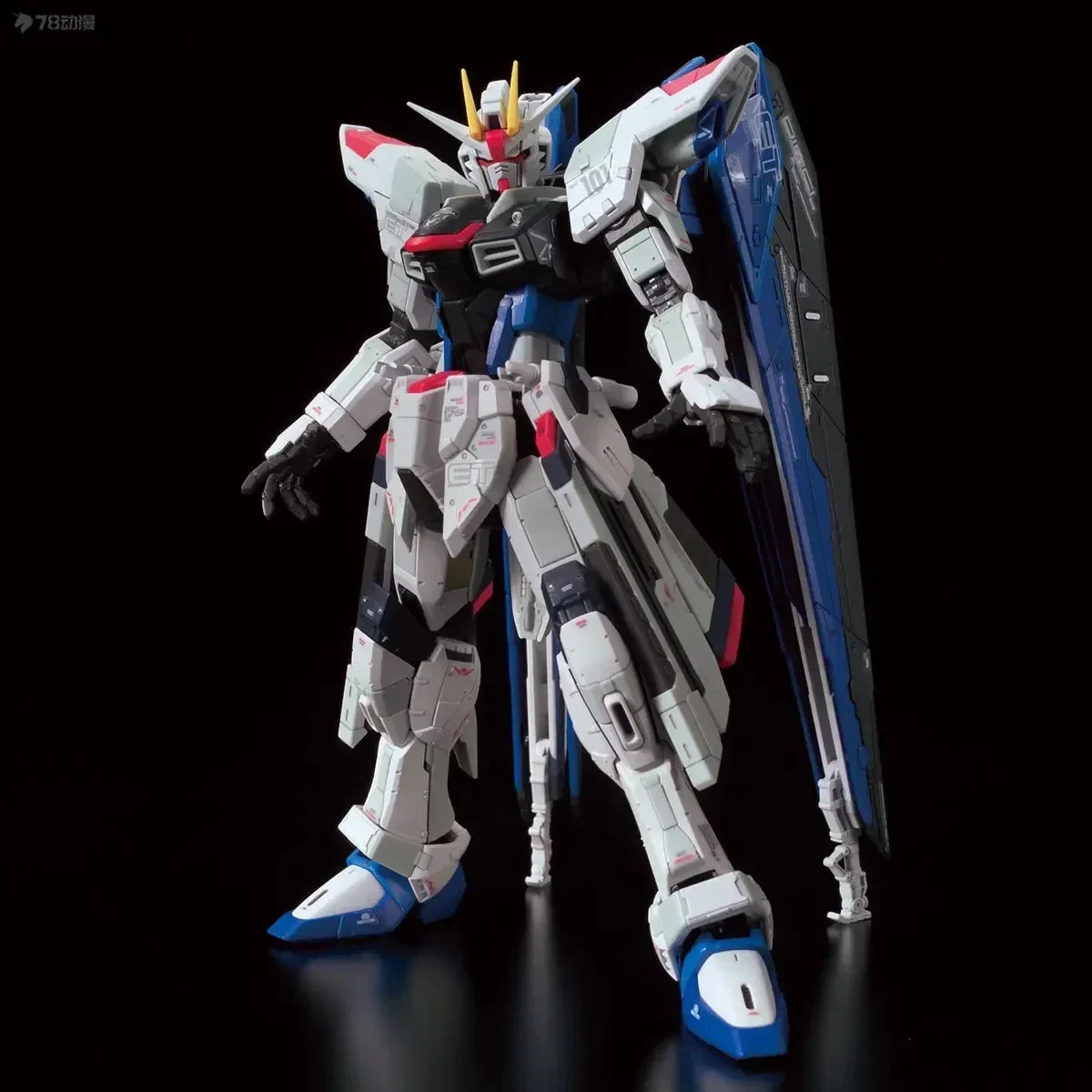 Bandai Anime modelo Original RG Base limitada 1/144 ZGMF-X10A Freedom Gundam Ver.GCP juguetes figuras de acción regalos coleccionables