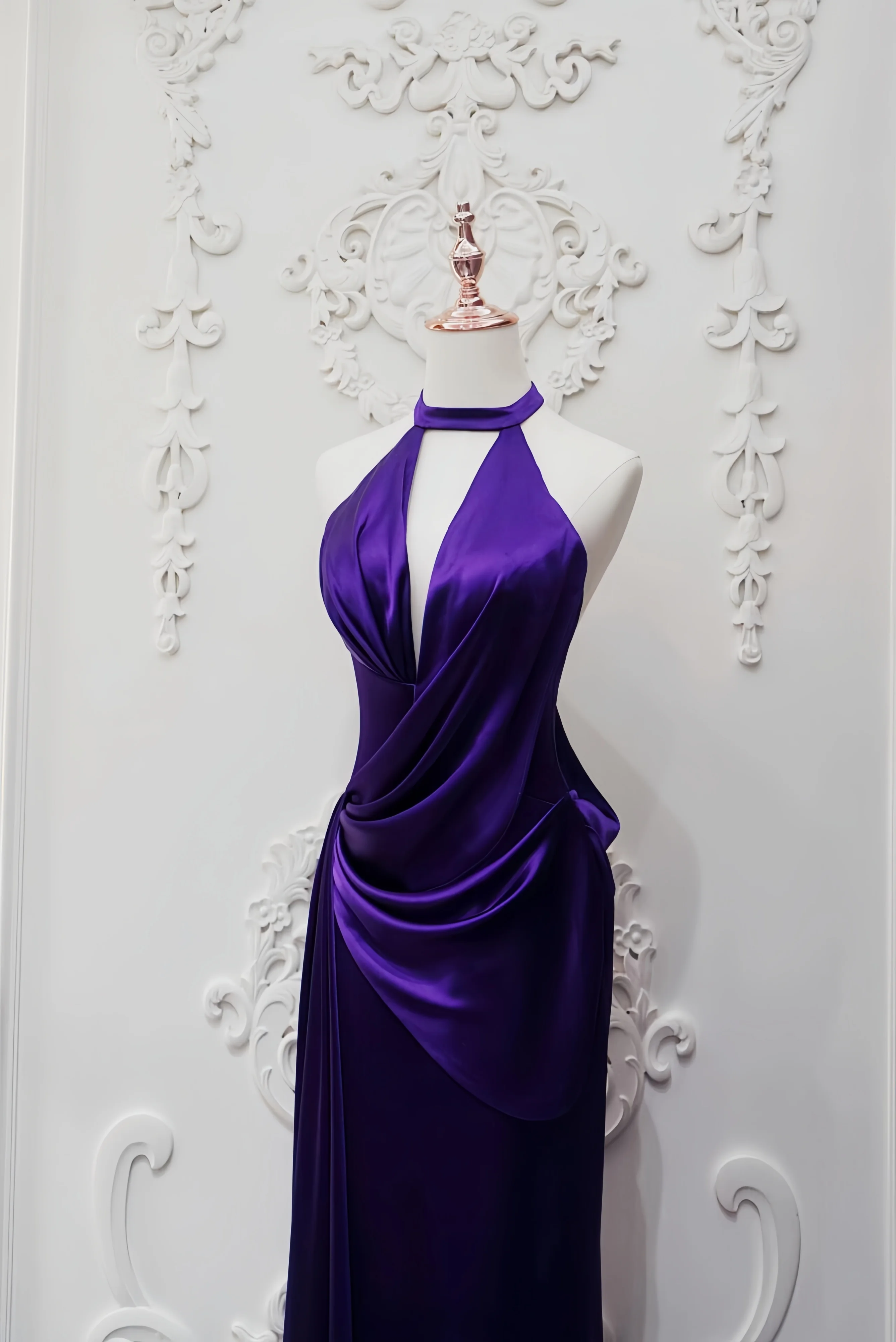 Vintage Purple Evening Dress Satin Slim Sexy Open Back Side Slit Suspender Sleeveless Pleated Special Occasion Banquet Dress