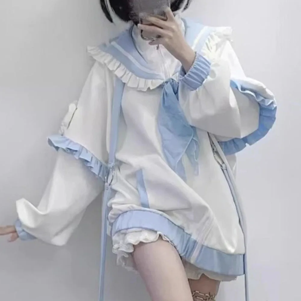 white with leg cover