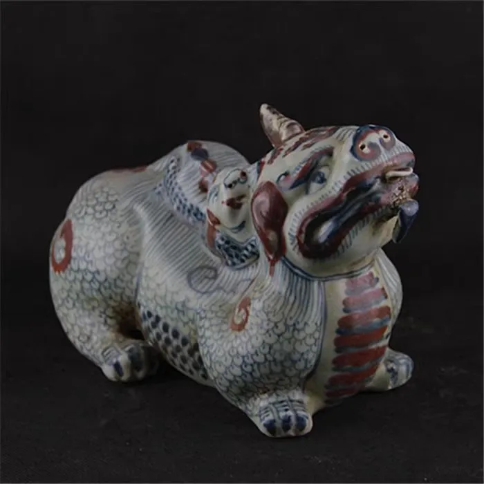 

Rare Old China Qing Dynasty pastele porcelain statue, mythical wild animal sculpture, Free shipping