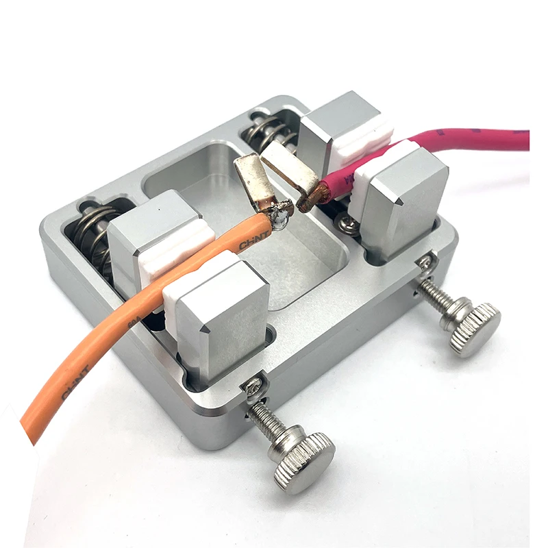 

Soldering Wire Clamp Connector DIY Soldering Tool Set Soldering Station PCB Wiring Fixture Dupont Wire Clamp Artifact