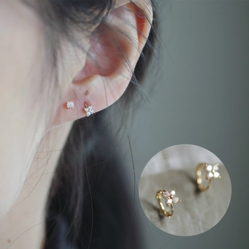 GOLDtutu Mini Four Leaf Small Flower Earring, Pure 9K Gold Zircon, Simple Ear Buckle, Temperament, kj234