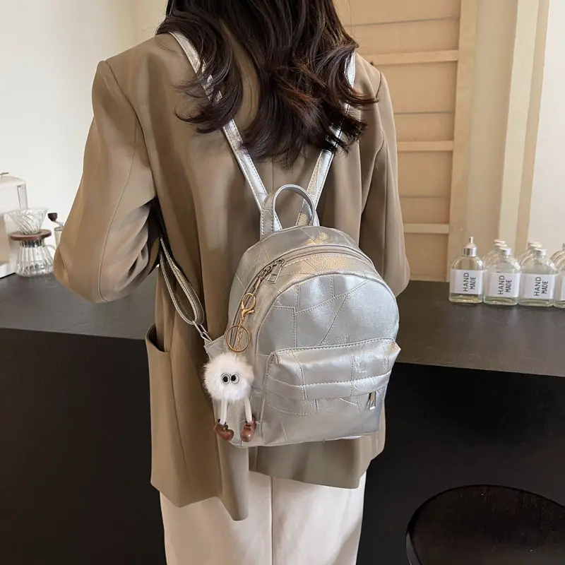 Casual and Minimalist Commuting Pu Leather Silver Korean Mini Versatile Portable Travel Backpack for Women
