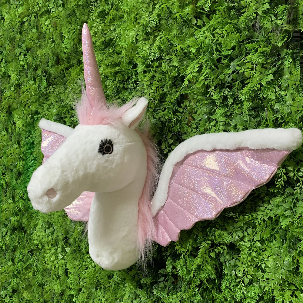 Animal relleno de ensueño para decoración de pared, cabeza de corazón para niña, unicornio volador rosa, juguete de peluche colgante para habitación de guardería