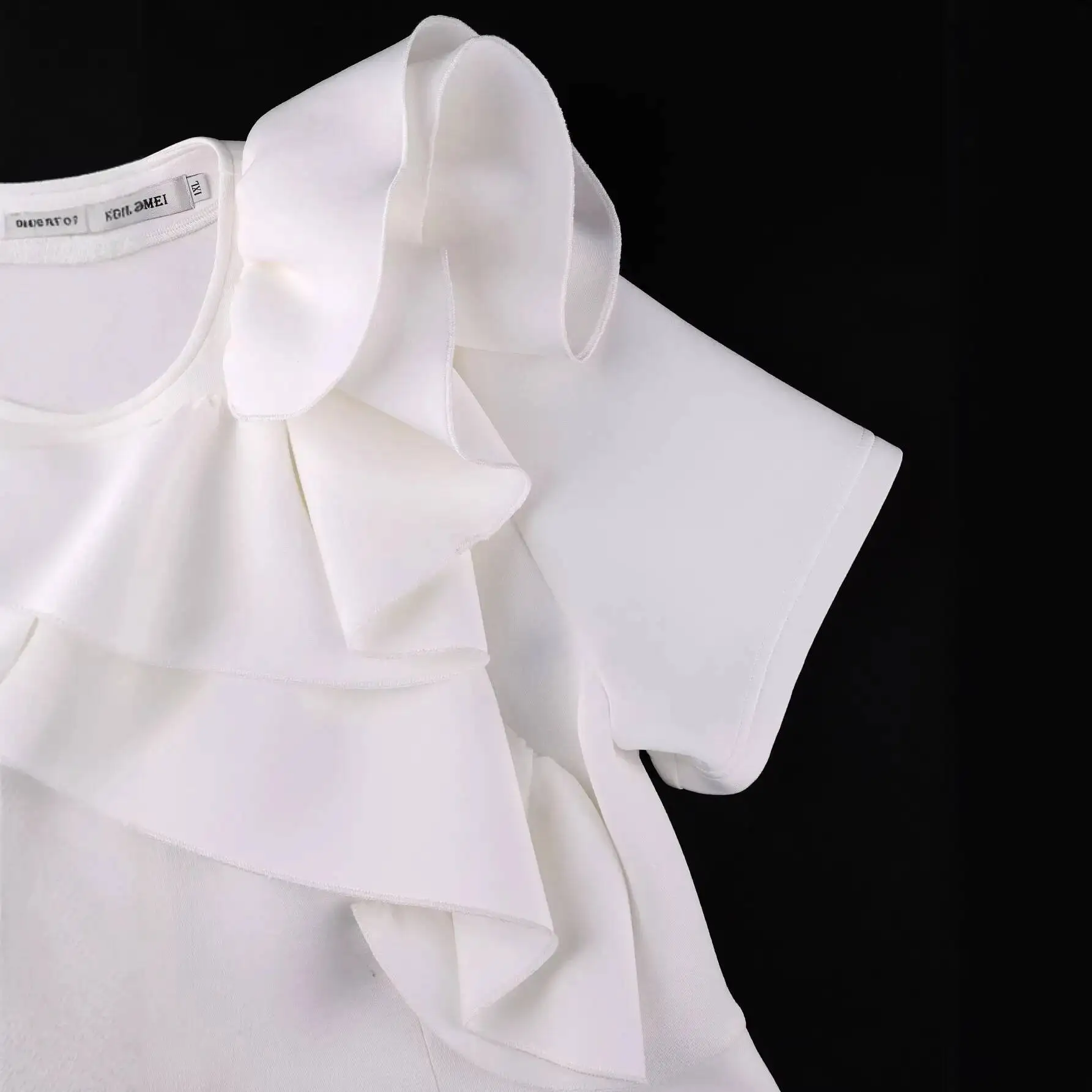 Plus-size Women's White Dress With Three-dimensional Bow, Short-sleeved, Waist-cinching, Slimming, Elegant Party Dress Y2K - view 4