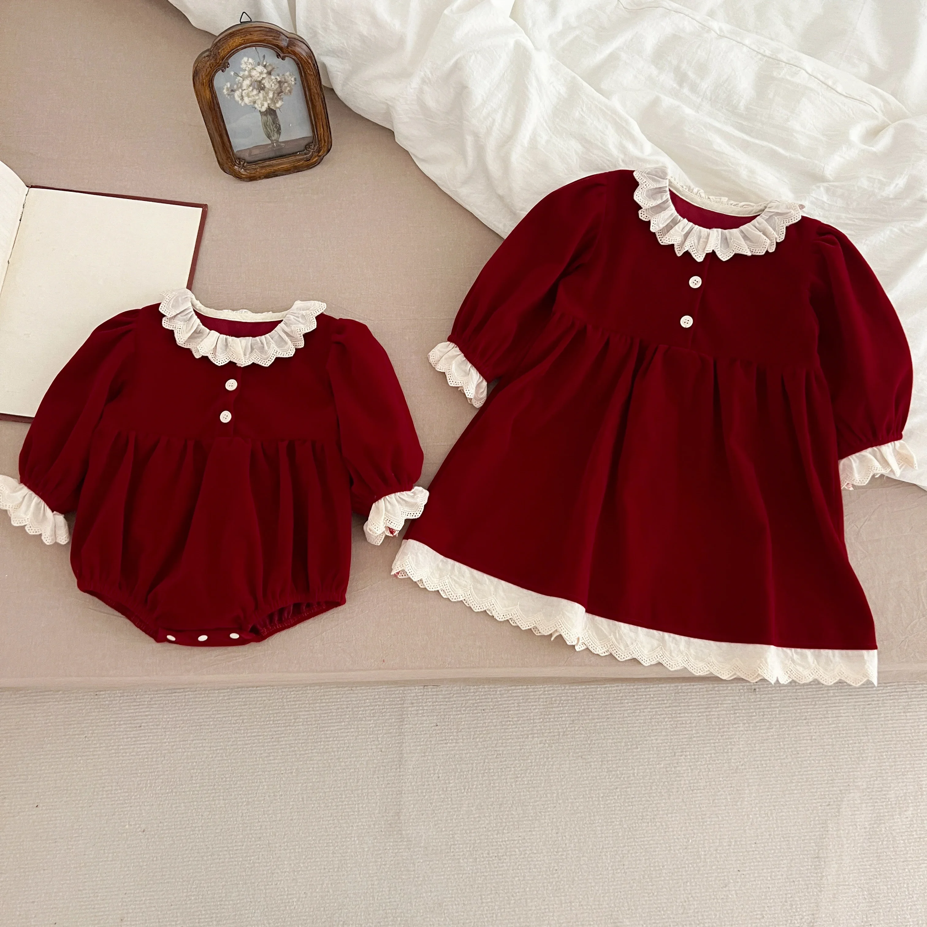 Christmas Kids Party Dress Sisters Girls Princess Dress Autumn Lace Long Sleeved Cotton Splicing Baby Bodysuits Sisters Clothes