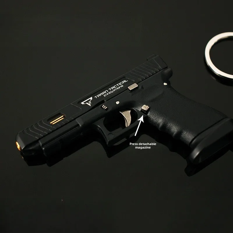 7cm/2.75in ttiG34 Battle Master Glock Toy Gun Keychain 1:3 Removable Semi-alloyed nylon Metal Pendant Models Boys Gifts Ornament
