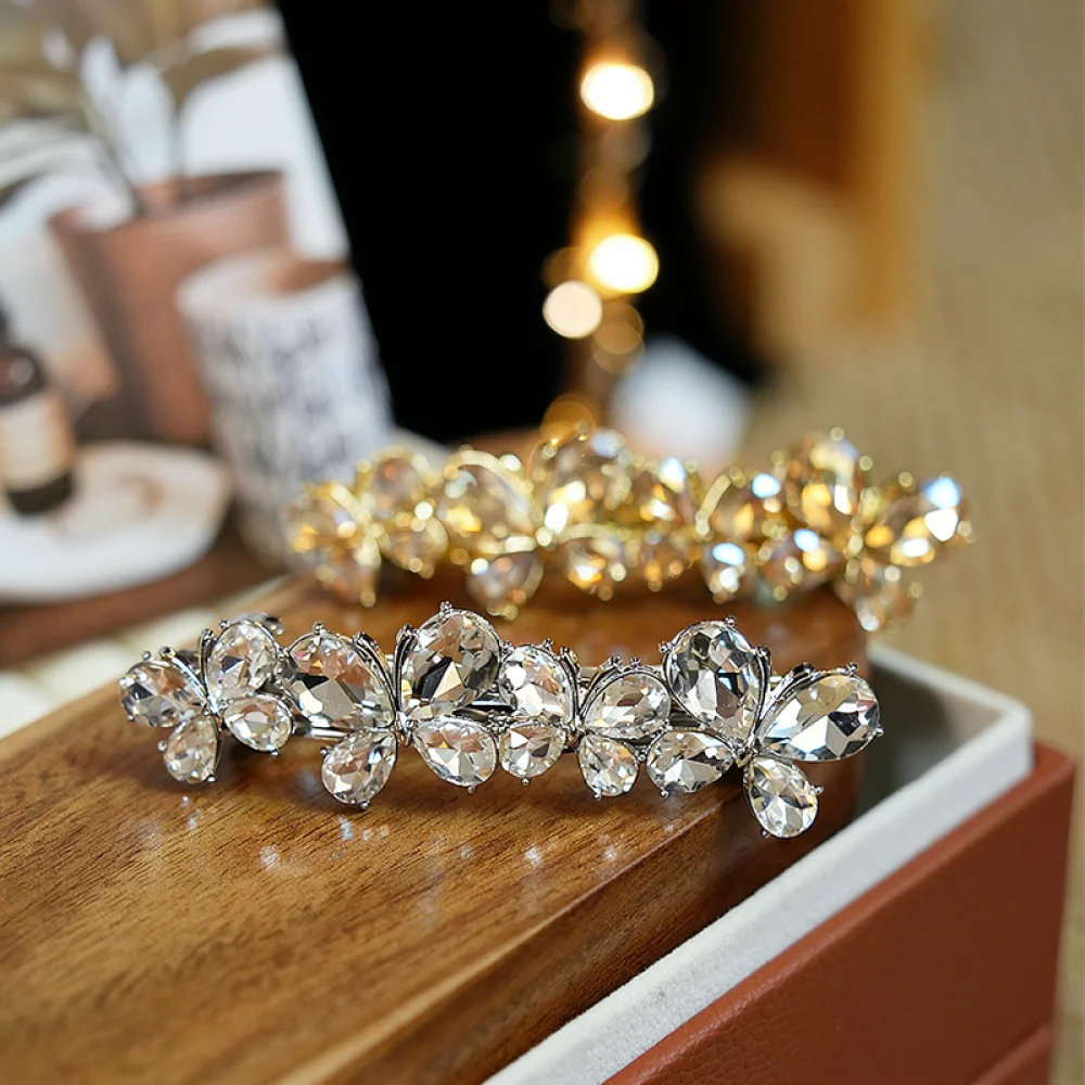 Luxury Rhinestone Butterfly Spring Hair Clip Fashion Metal Barrette Shiny Crystal Hairpin Elegant Headwear For Women Styling