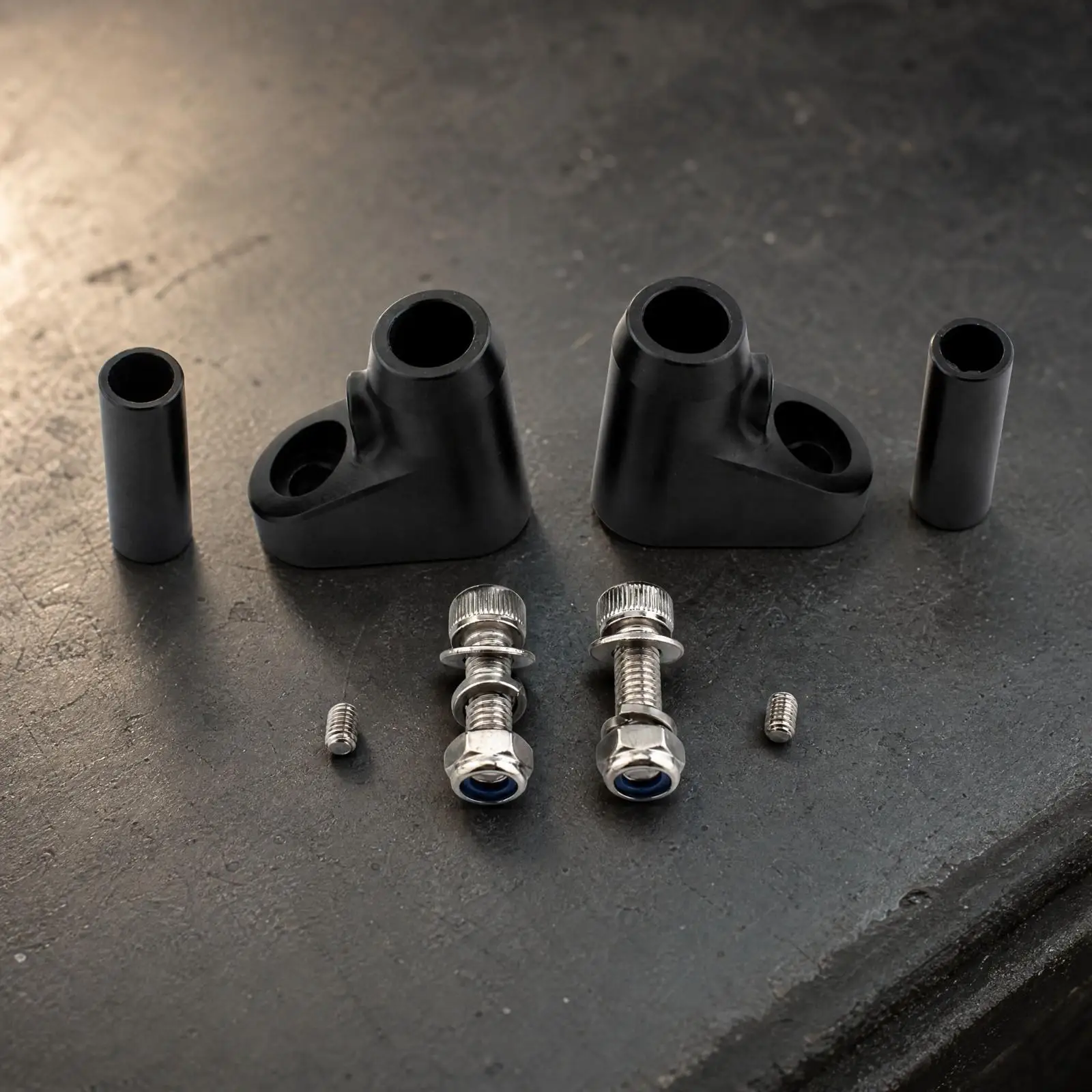 Aluminum Alloy Turn Signal Mount for Modern Classic Twin Street Bike T120 Bobber Custom Motorcycle Accessories