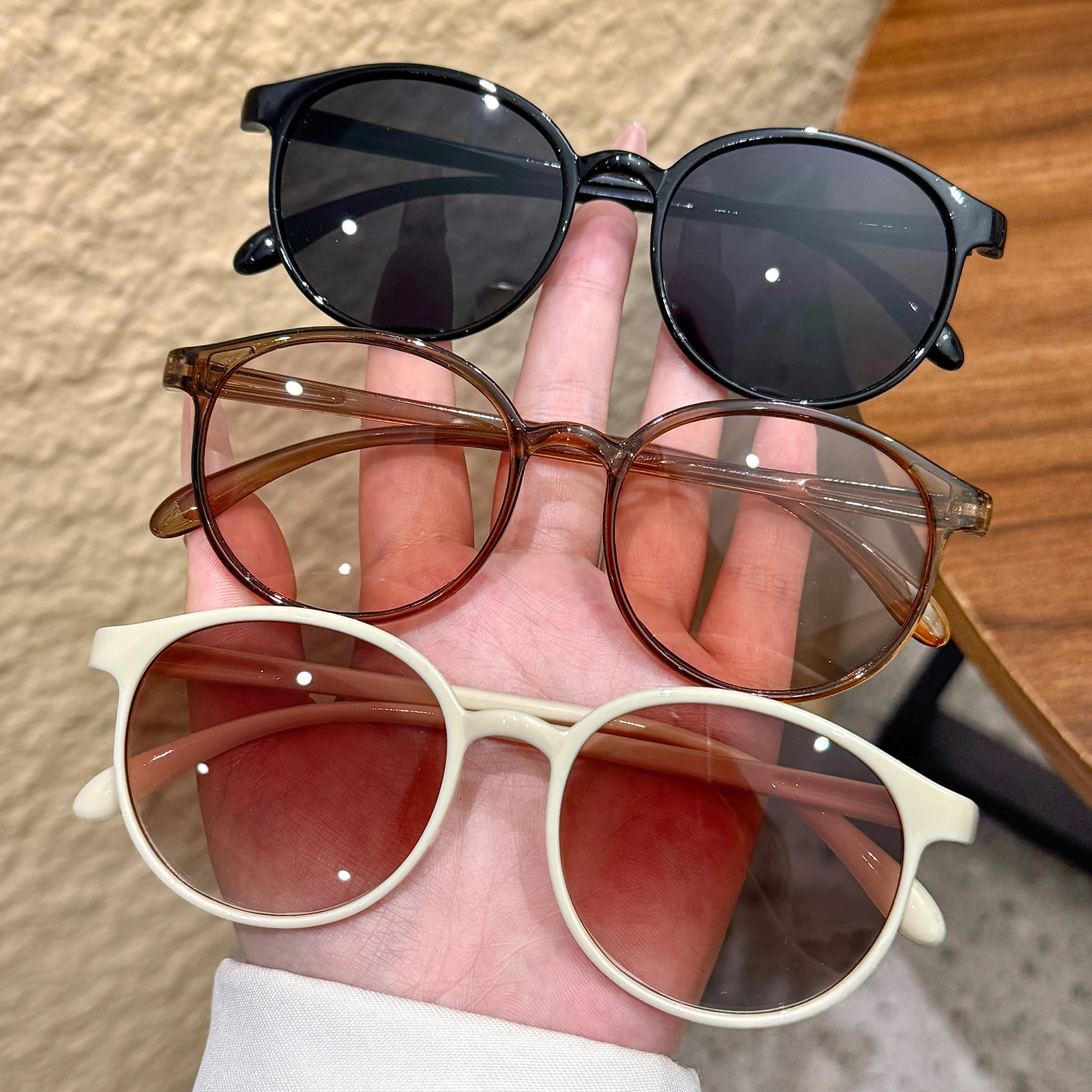 3-teiliges modisches Brillenset mit rundem Rahmen, leicht und tragbar, geeignet für langfristiges Tragen, stilvolles Outfit, Urlaubsgeschenk