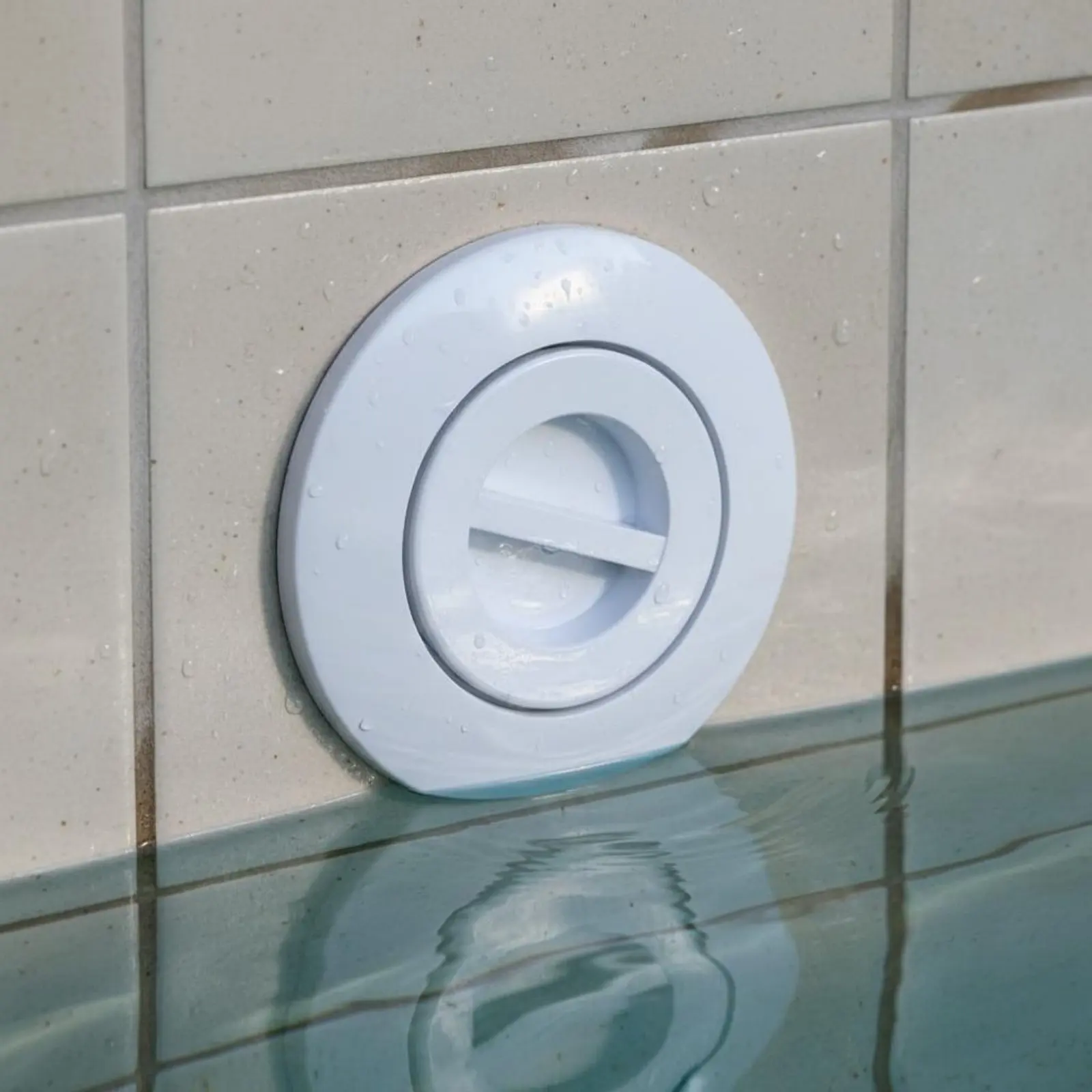 

Pool Cleanout Cover Long-Lasting Plastic Pool Suction Outlet Cover