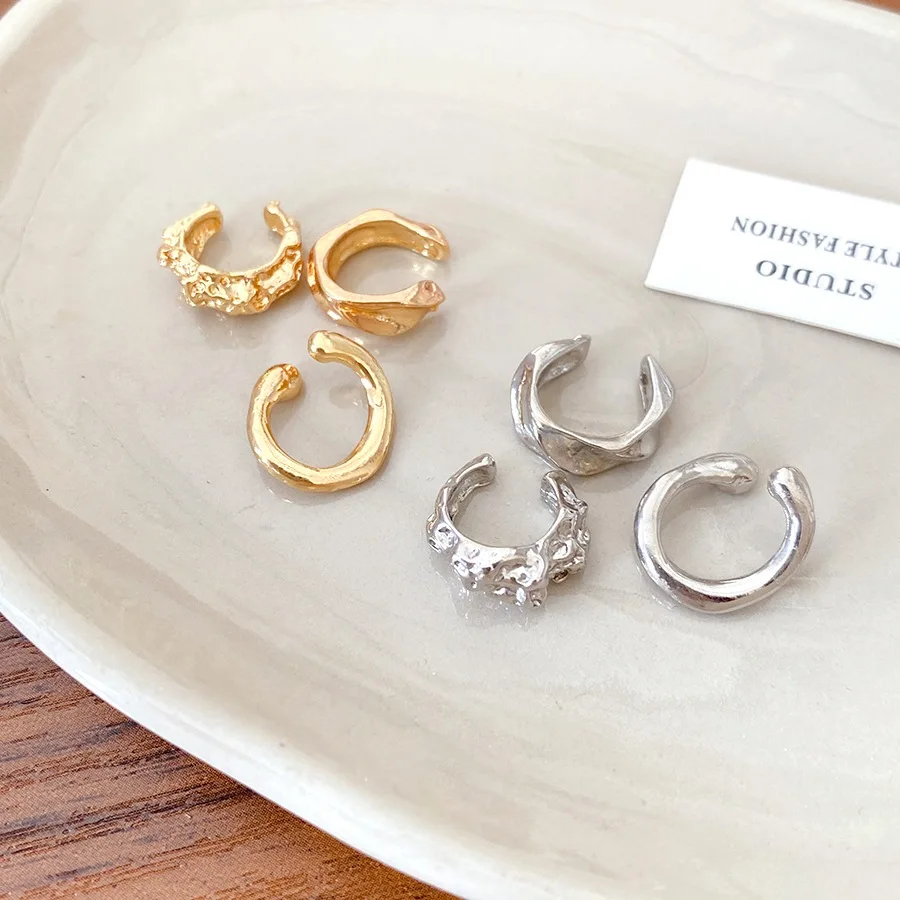 Three Piece Set of Metal Irregular Circular Ear Bone Clips 2026 Korean Fashion Clip Earring Simple Style Luxury Designer Jewelry