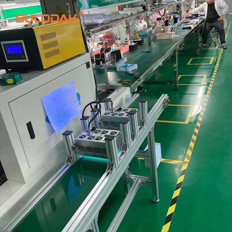 200*100mm Sistema di polimerizzazione con raffreddamento ad aria Lampada LED UV per vernice Inchiostro Colla UV Vernice UV Forno Trasportatore Polimerizzazione