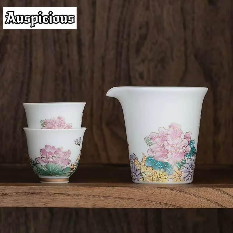 200ml Hand Painted Lotus White Porcelain Fair Cup Jingdezhen Ceramic Tea Divider Chahai Kung Fu Tea Set Tea Ceremony Accessories