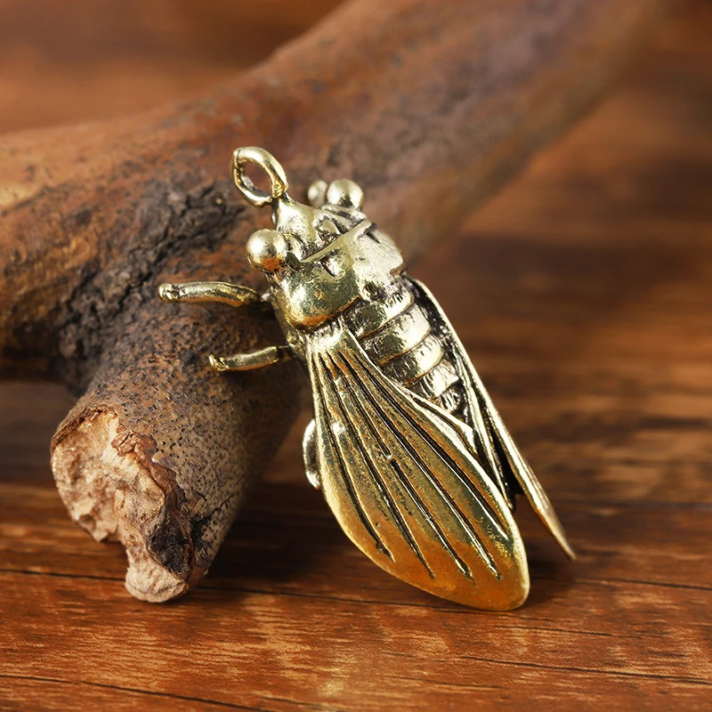 Imitation Brass Cicada Casting Statue Mini Animal Metal Figurine key chain Home