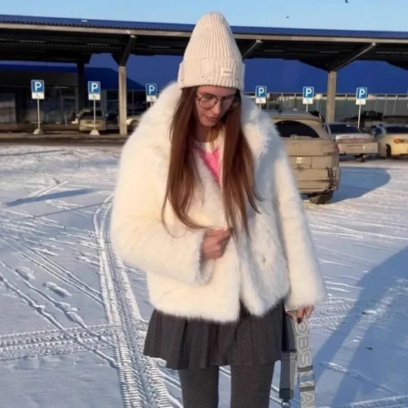 

Belted Stylish Winter Women Eco Fur Coat Furry Collar Waist-cinching Warm Female Faux Fur Jacket Minimalsit Slim Lady Fur Coat