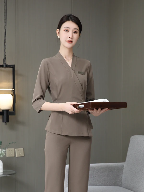 

Осенняя новинка: Элитный комплект униформы для женщин-массажисток и специалистов по уходу за здоровьем в спа-салонах и массажных кабинетах