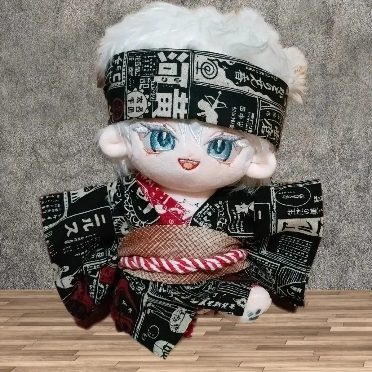 20cm Jujutsu Kaisen Anime marioneta Satoru Gojo cuerpo de muñeco de peluche de algodón con decoración de esqueleto colección juguetes niños personalizados