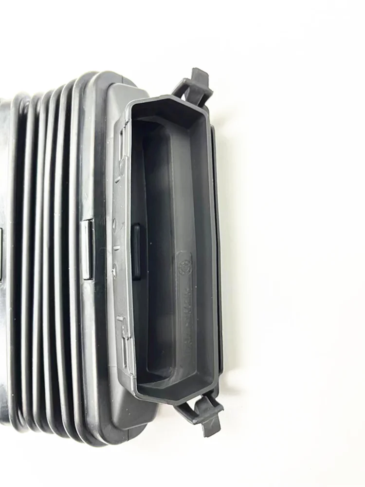 OE; A2125000161 For Benz Automotive Ventilation Hose Air Duct  W212 E320 E400 W218 CLS320 CLS400