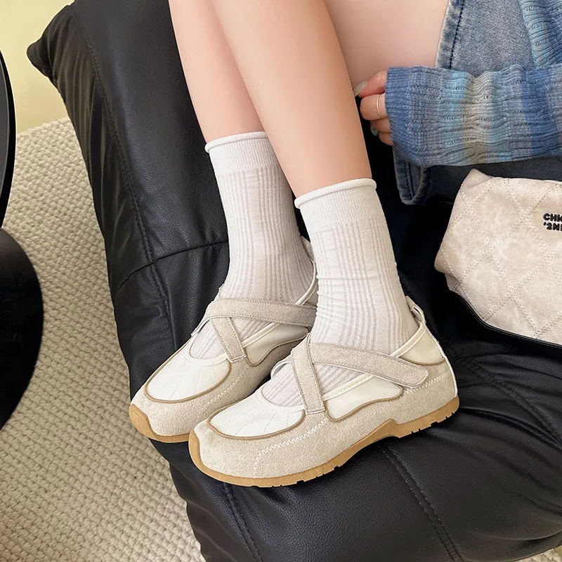2026 New Breathable Women's Sneakers Round Head Casual Loafers Fashion Cross Strap Lightweight Women Shoes Кроссовки Женские