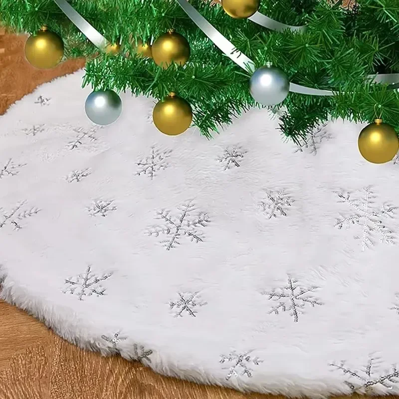 Mini Christmas Tree Skirt White Plush Snowflakes Xmas Trees Skirts Base Cover New Year Ornaments Home Decoration Carpet 38cm