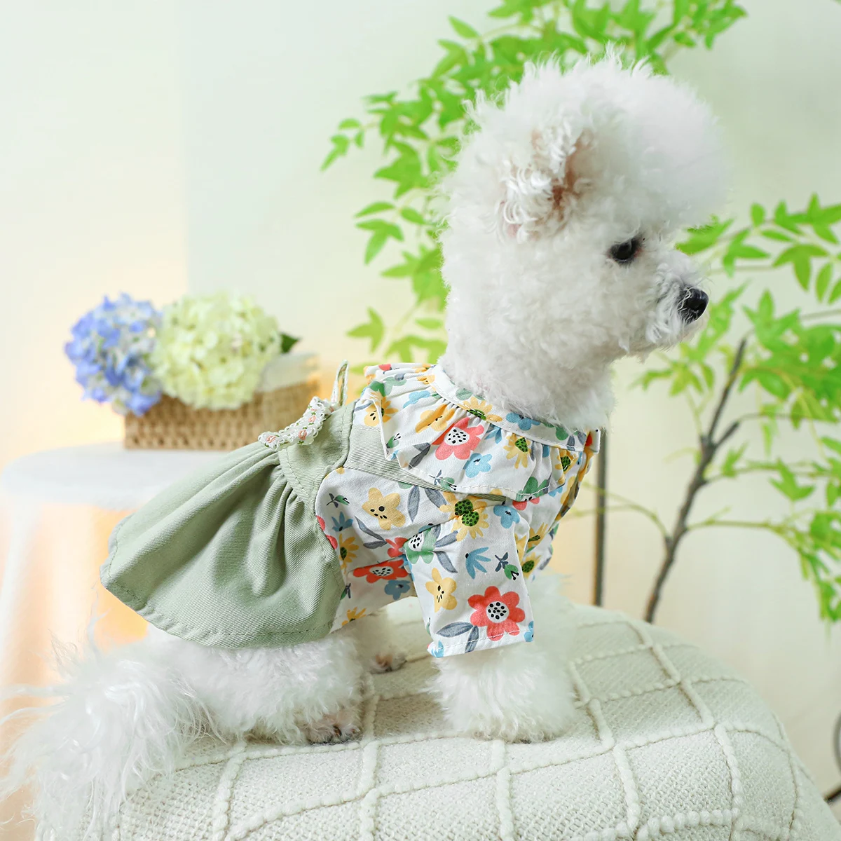 1PC Pet Clothing Cat Spring/Summer Thin High Waist Green Fragmented Flower Princess Dress Suitable for Small and Medium Dogs