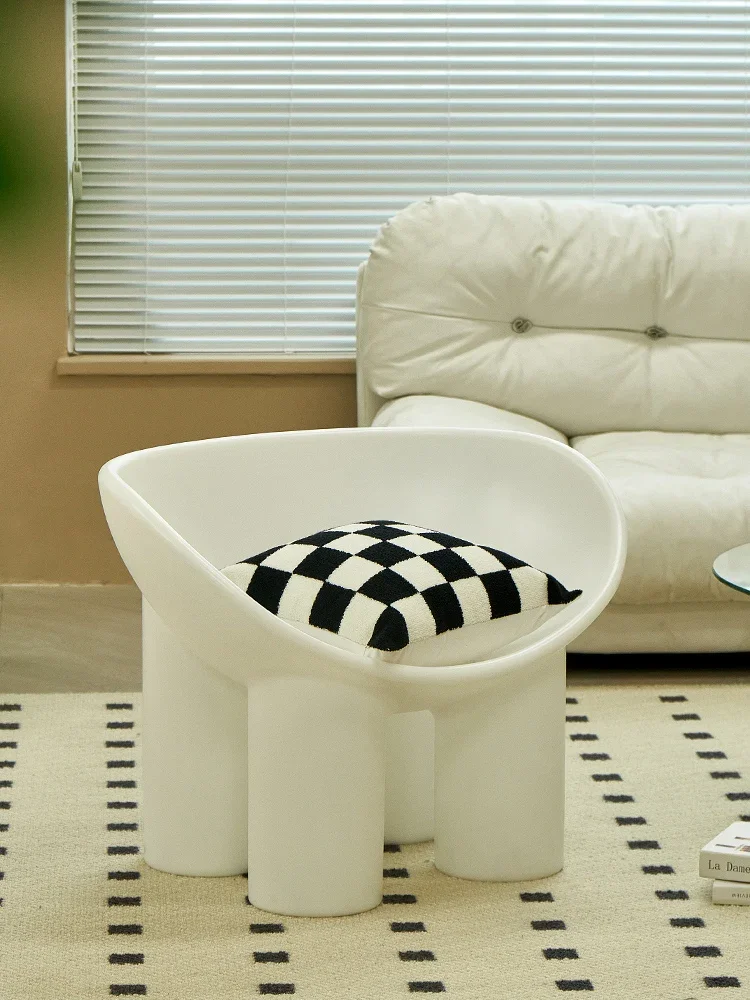 

Nordic Simple Modern Sofa Chair Living Room Furniture Lazy Person Coffee Chairs Creative Elephant Leg Plastics Leisure Chairs