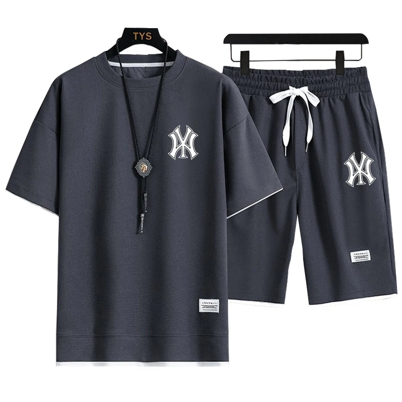 

2026 comfortable modern printed men's sports suit, the ideal choice for fashionable men's and teenagers' casual wear