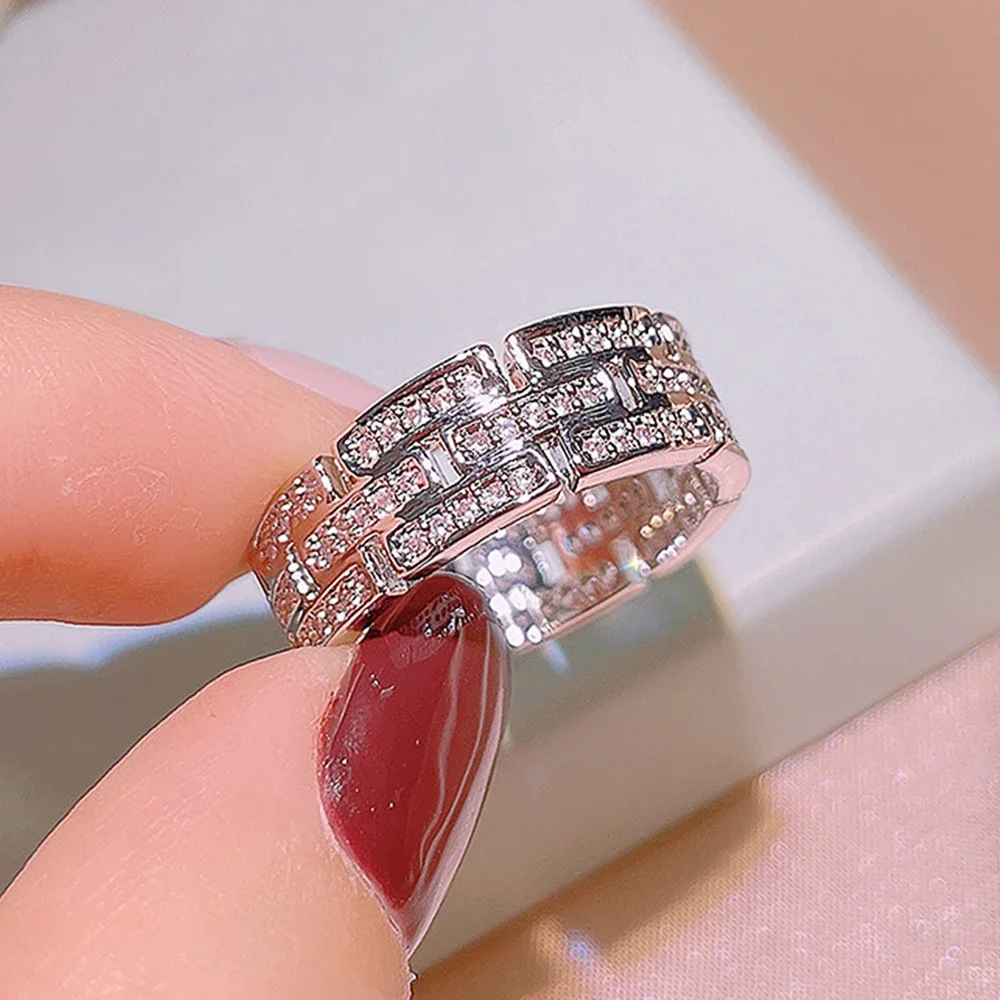 Huitan Creative Chain Design Engagement Proposal Ring for Girlfriend Silver Color Fashion Wedding Cubic Zirconia   Women