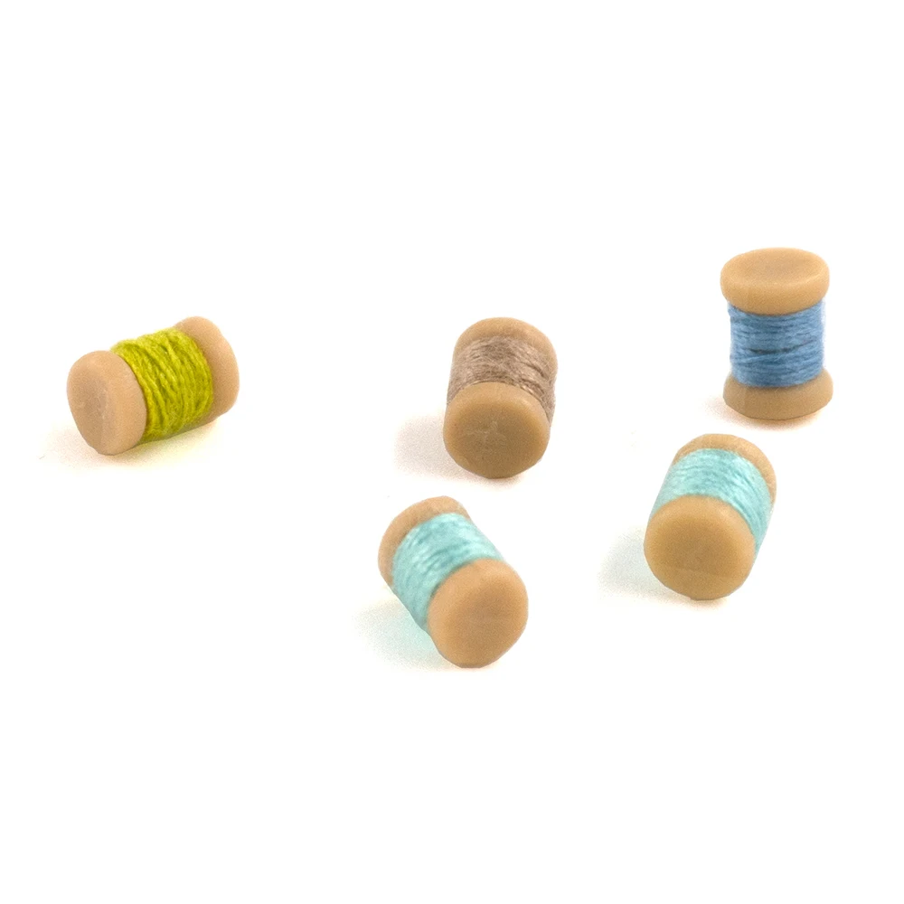 5Pcs 1/12 Dollhouse Miniature Accessories Mini Sewing Coil Model Yarn Wheel Toy for Doll House Decoration randomly color