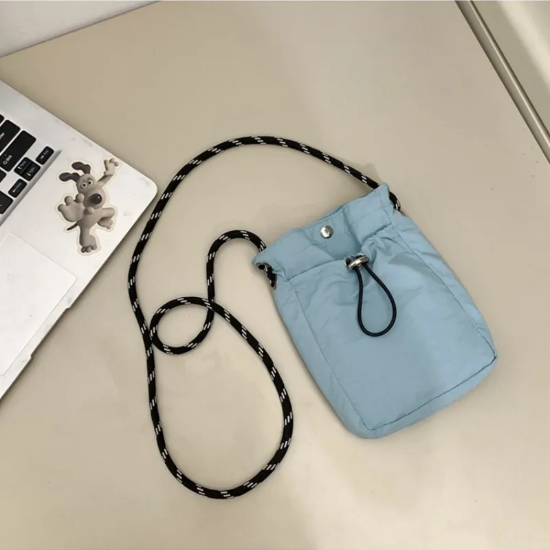 New Fashion Mini Nylon Shoulder Bag For Men Women Korean Crossbody Bucket Bag Casual Handbag Drawstring Buckle Purse Phone Pouch