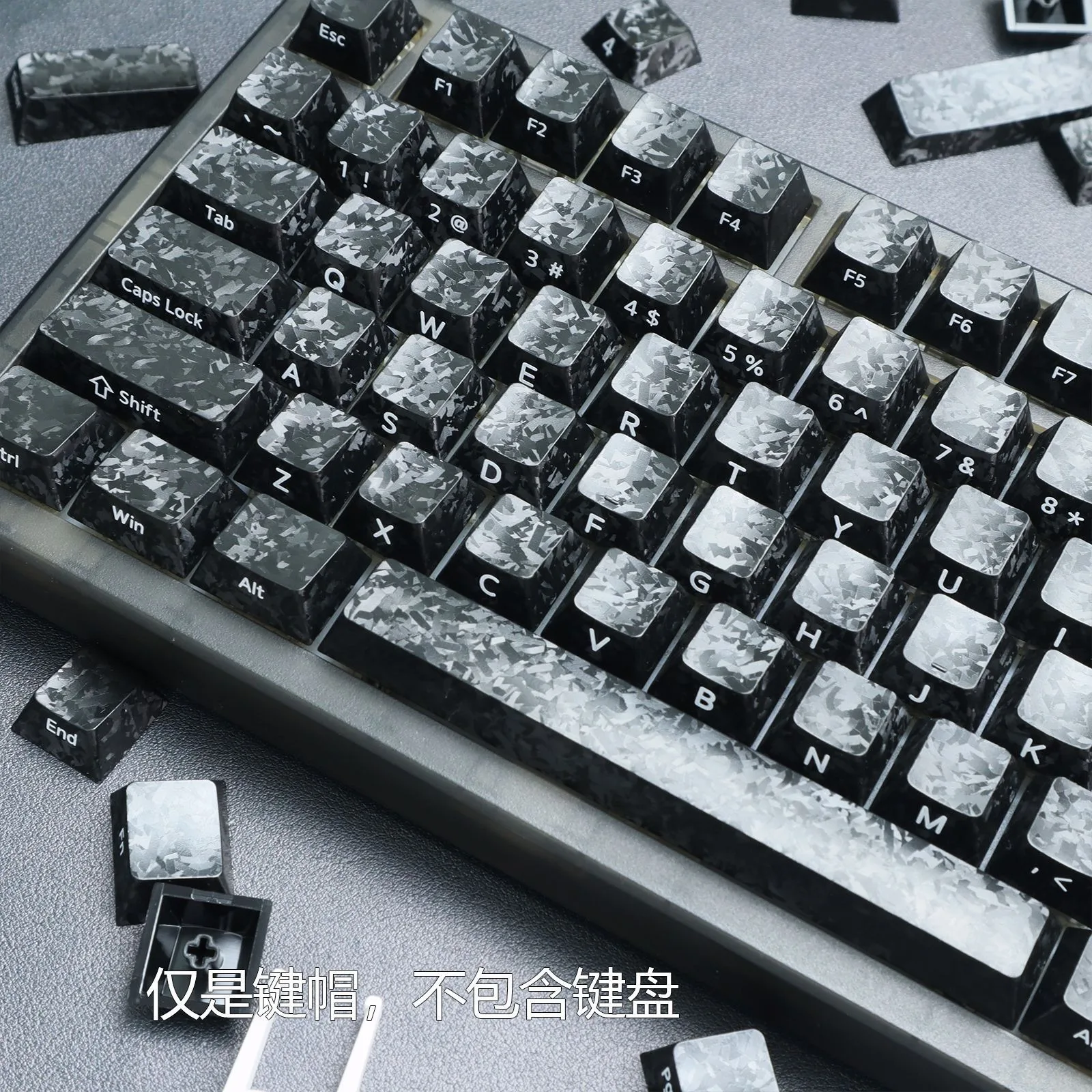 

Колпачки для клавиш с текстурой карбона и гравировкой сбоку, 119 клавиш, полный комплект маленьких колпачков для клавиш.